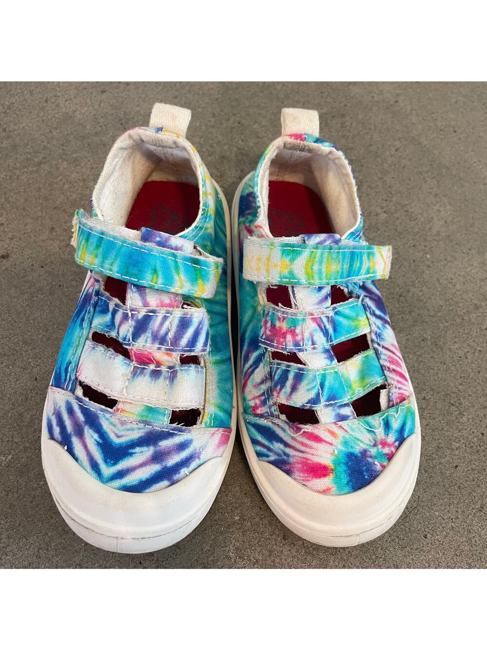 Blowfish Malibu tie dye cotton Velcro closed toe hybrid sneaker girls shoes 10